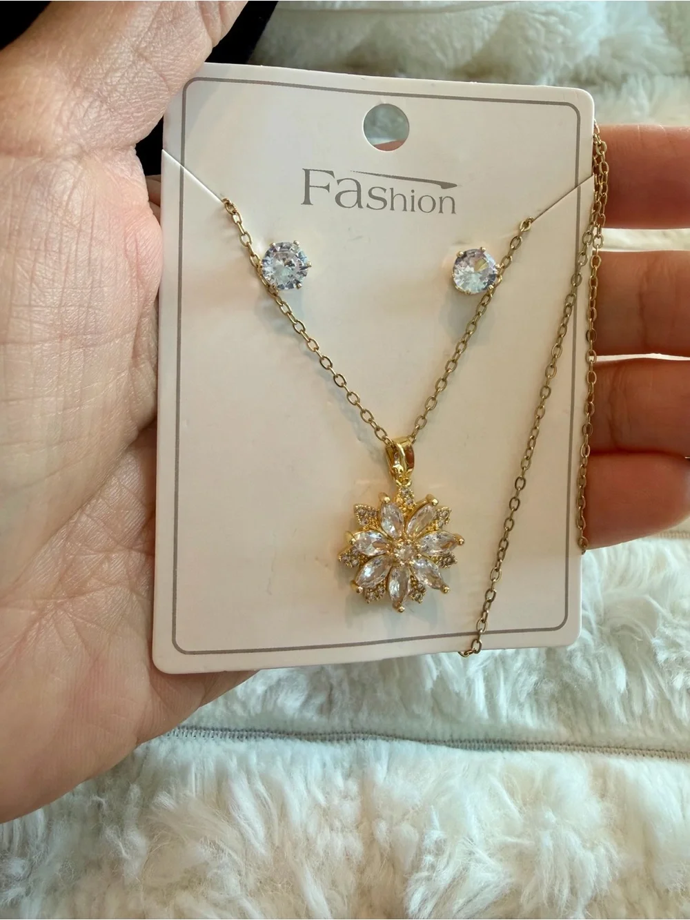 Gold Floral Crystal Pendant Necklace and Stud Earrings Set - Gold